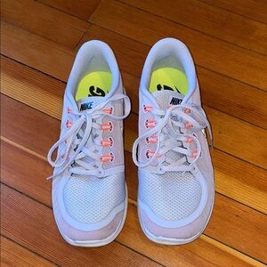 Nike Free 5.0 Sneakers